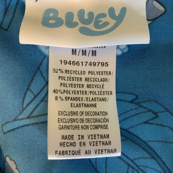 Bluey Scrub top (minor flaw) - Picture 3 of 3